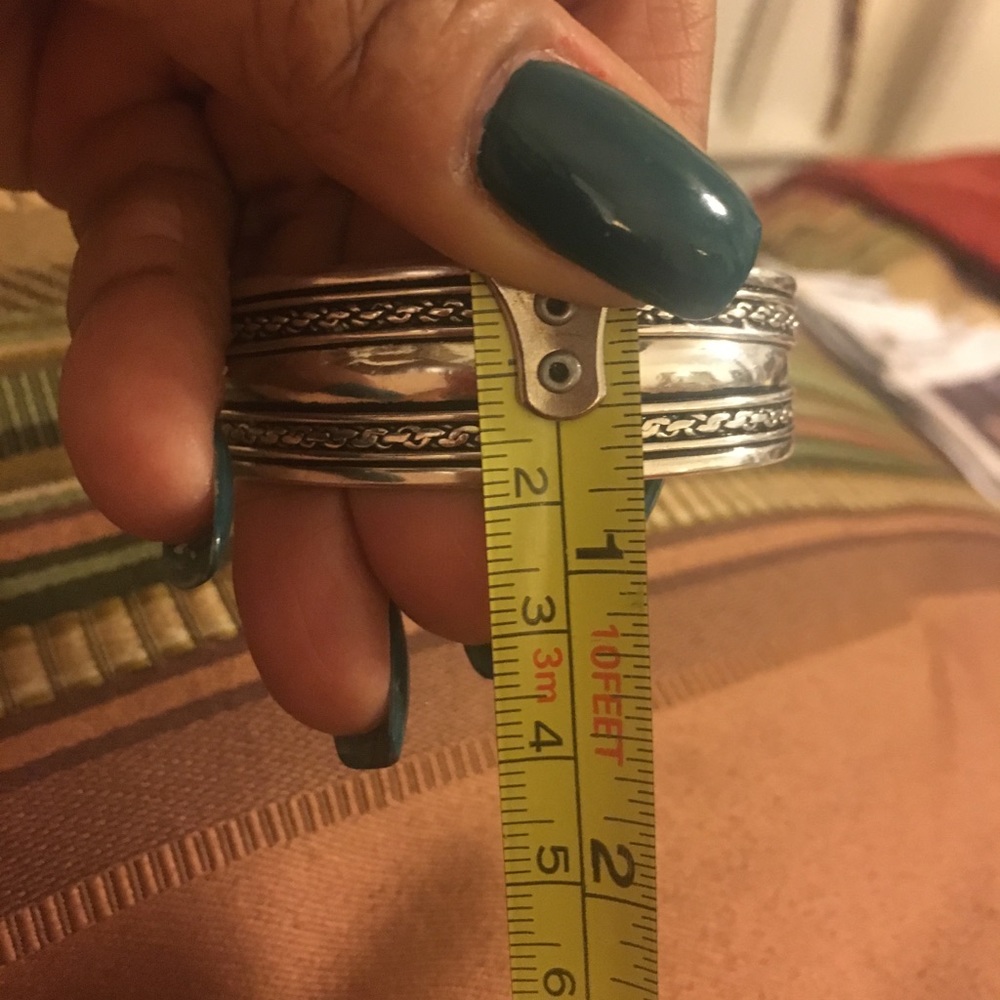 Additional photos.